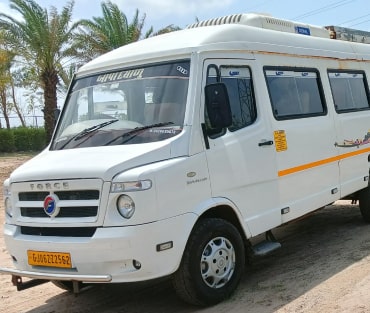 tempo traveller